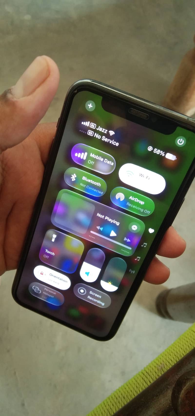 Apple iPhone 11 Pro 4