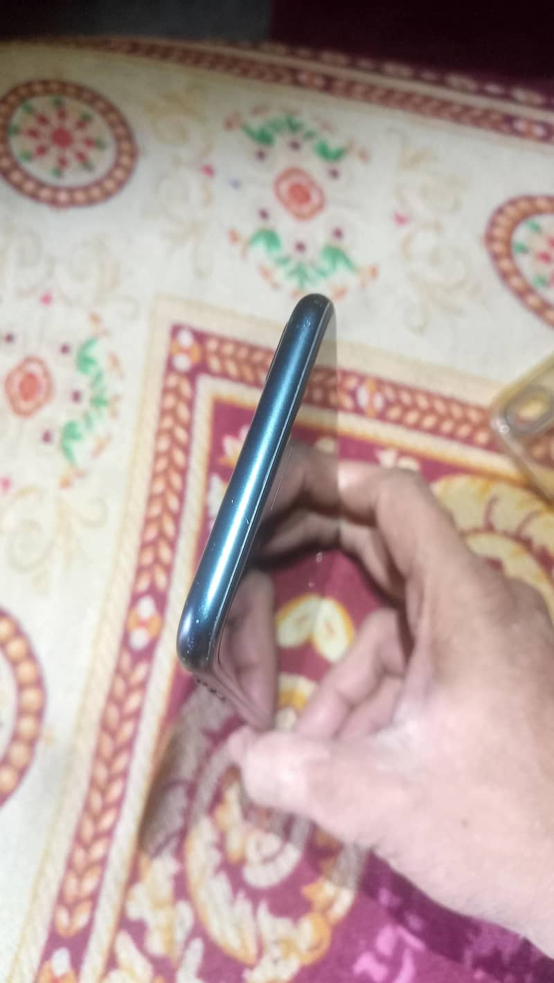 Apple iPhone 7 Plus 4