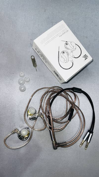 Kz castor pro iems with increased and adjustable bass