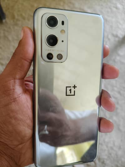OnePlus 9 Pro