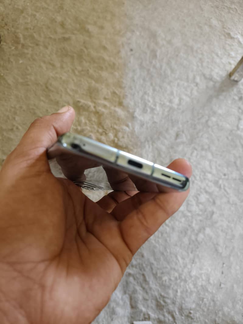 OnePlus 9 Pro 7