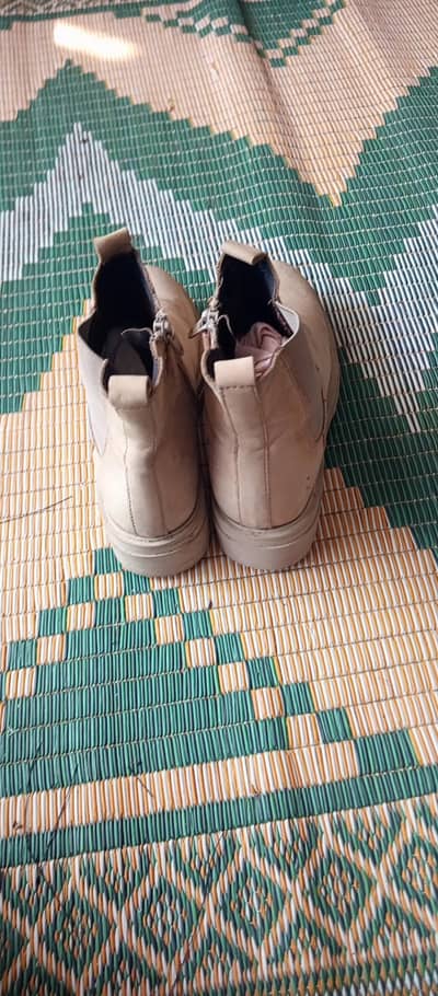 Branded Shoes for sale
