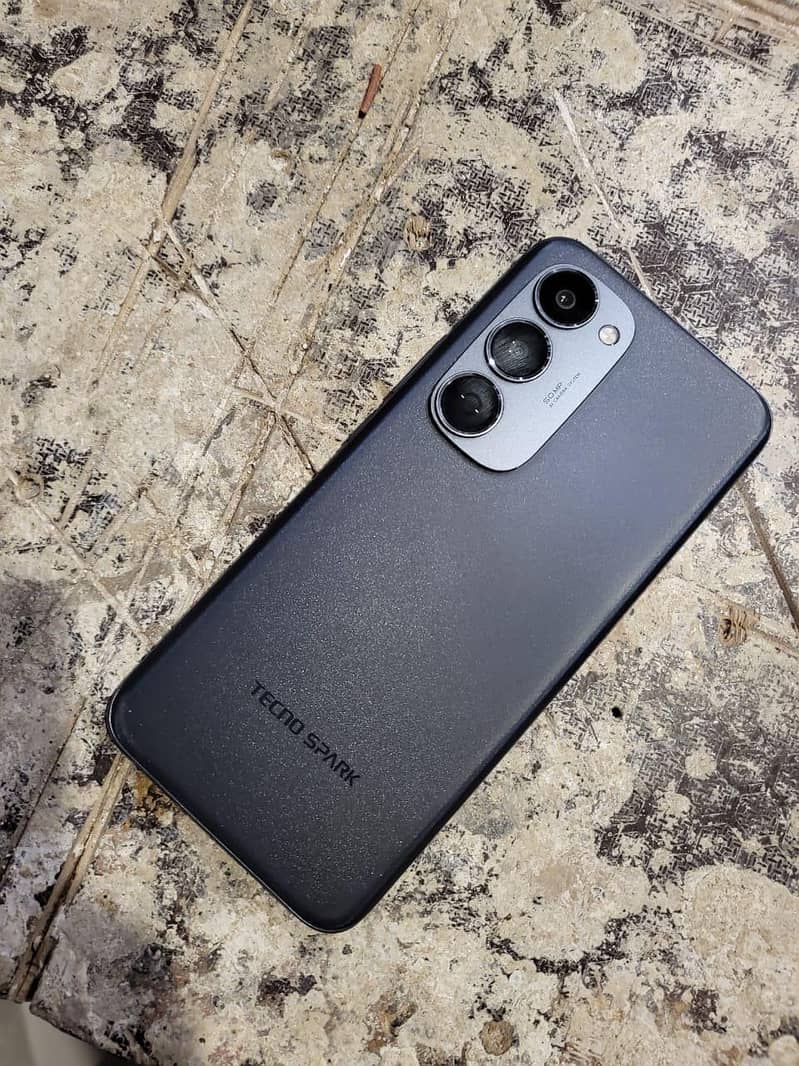 Tecno Spark 40 Pro plus 1