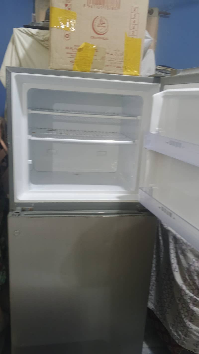 Refrigerator 1
