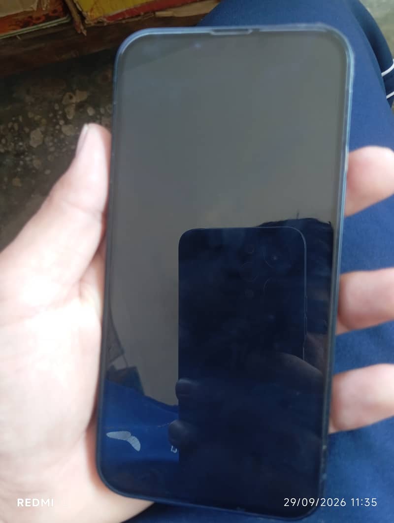 Apple iPhone 13 3
