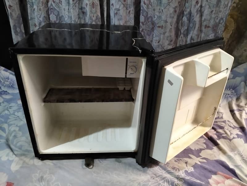 fridge 0
