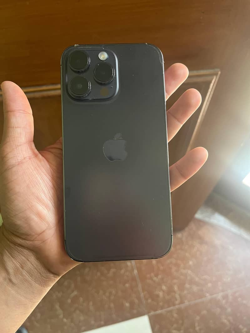Apple iPhone 14 Pro Max 4
