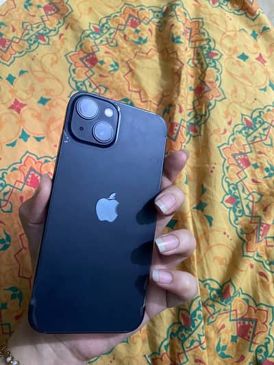 Apple iPhone 13