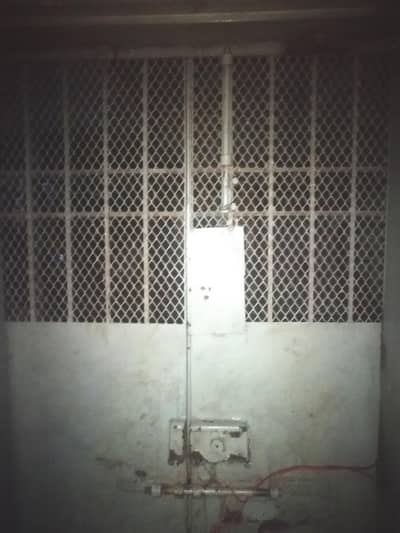Door garwaza loye ka iron gate