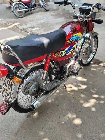 honda 70 2021 model 10/10 condition urgent sale 03084830917