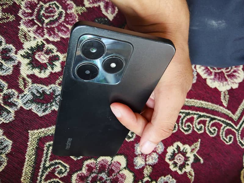 Realme C53 6