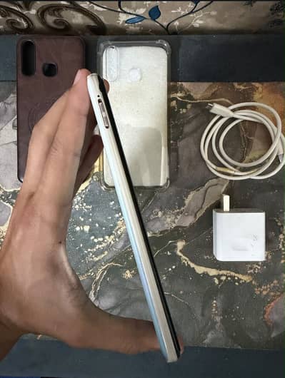 Vivo Y19