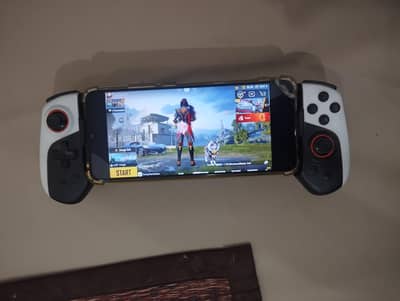 Mobile Gaming Controller with Cooling Fan
