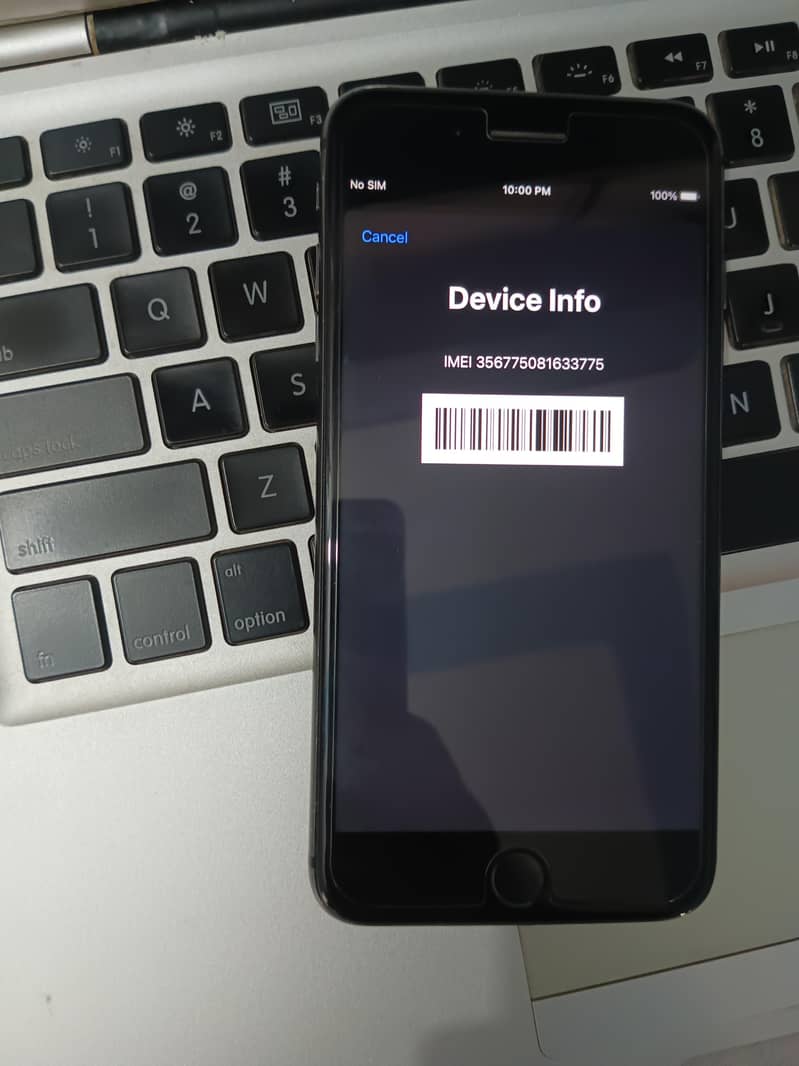 Apple iPhone 8 Plus 1