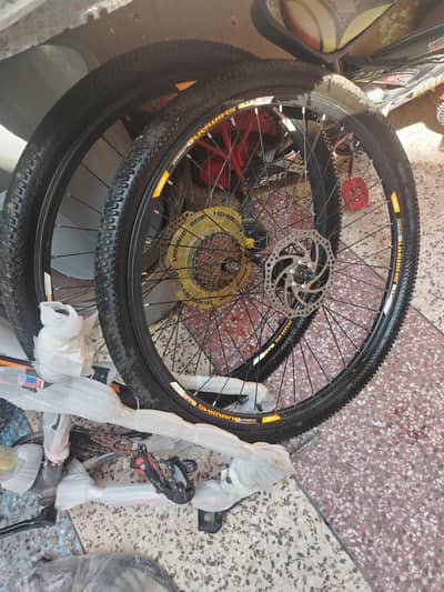 bilkul ok hai saudia se aye ha. . bachy ny ab bike ly li hai i