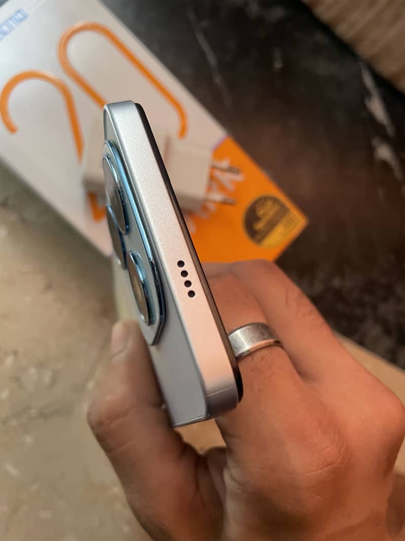 Tecno Spark 20 4