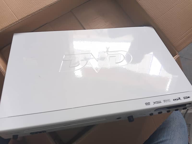 LGDVD320 3