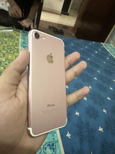 IPhone 7 128gb pta approved