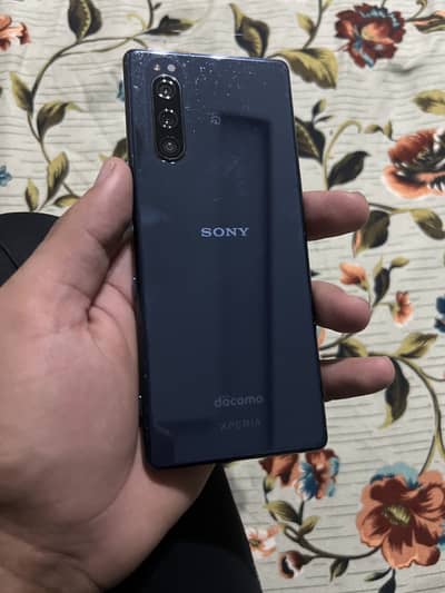 Sony Xperia 5