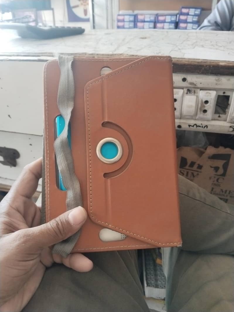 tab blue barry 1