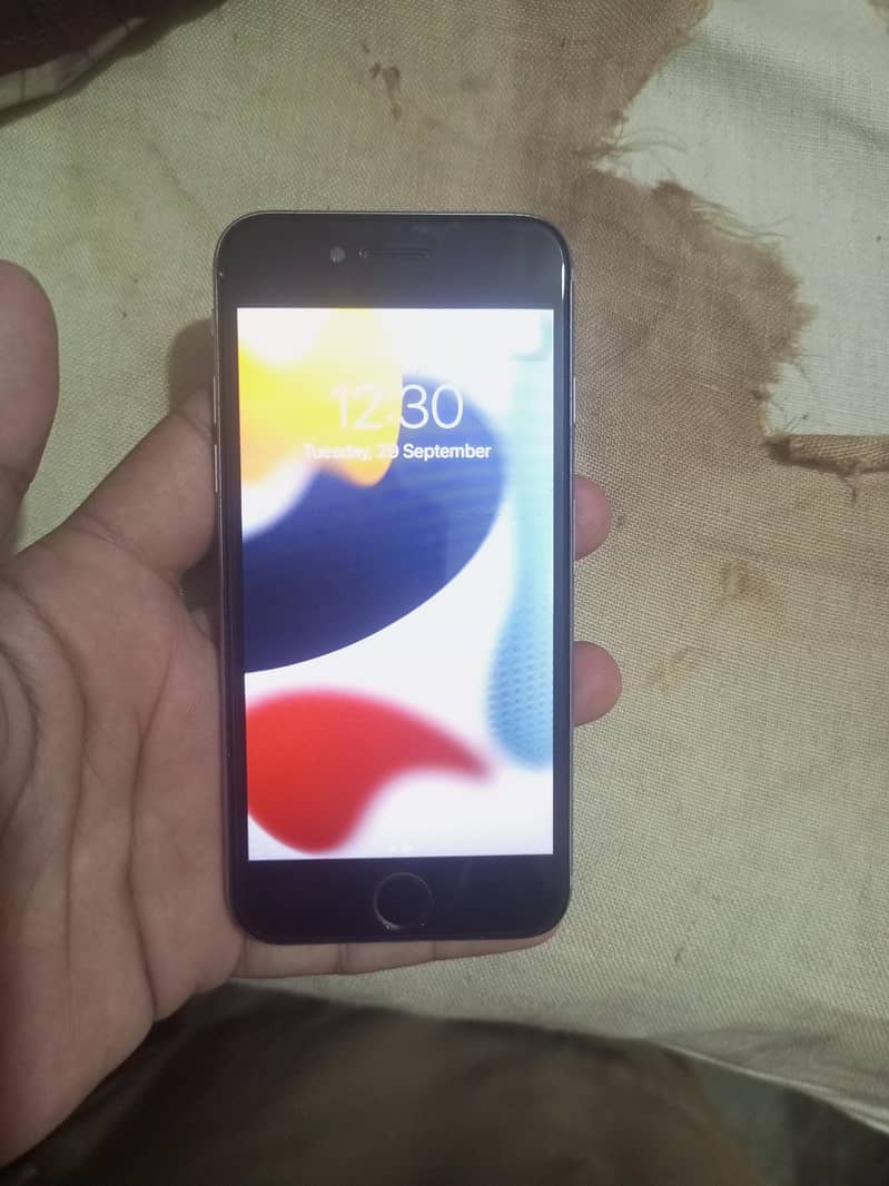 Apple iPhone 6S 3