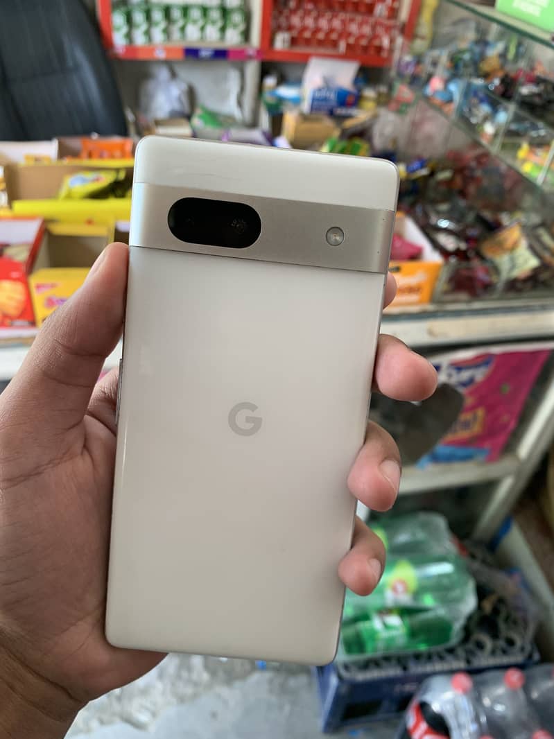 Google Pixel 7a 1