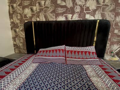 Poshish king size bed