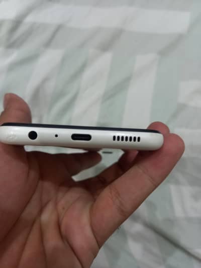Samsung Mobile A04