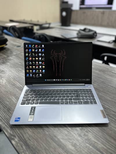 Lenovo Ideapad slim 3