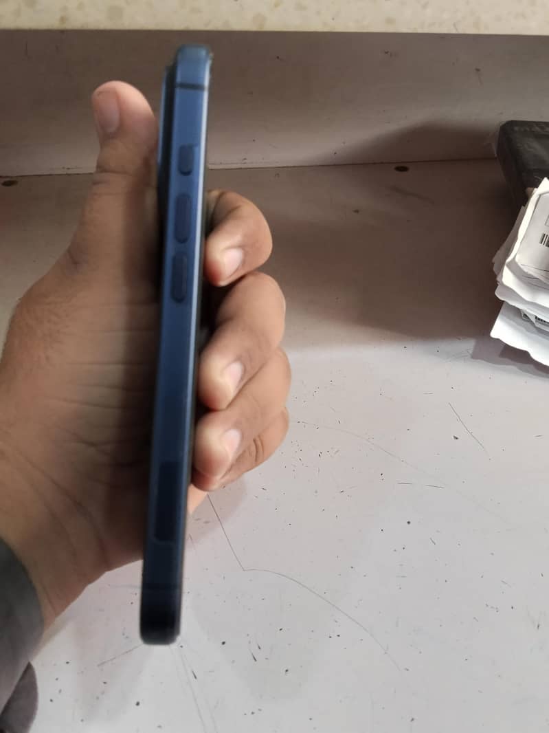 Apple iPhone 17 Pro 4