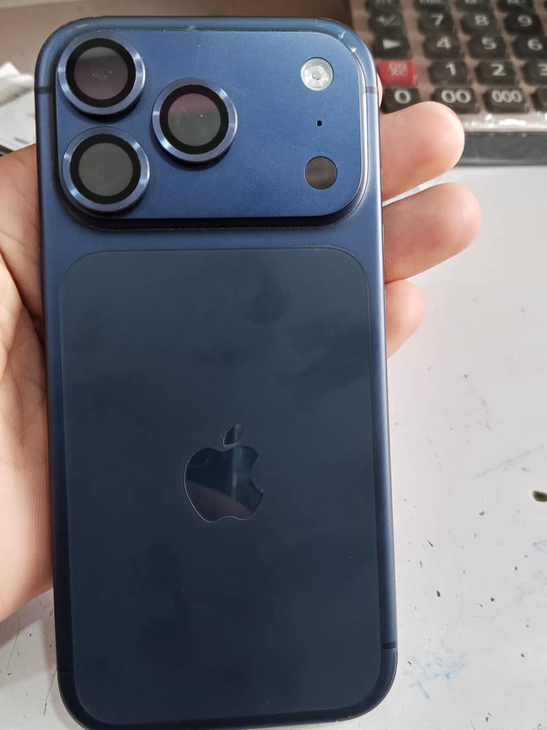 Apple iPhone 17 Pro 5