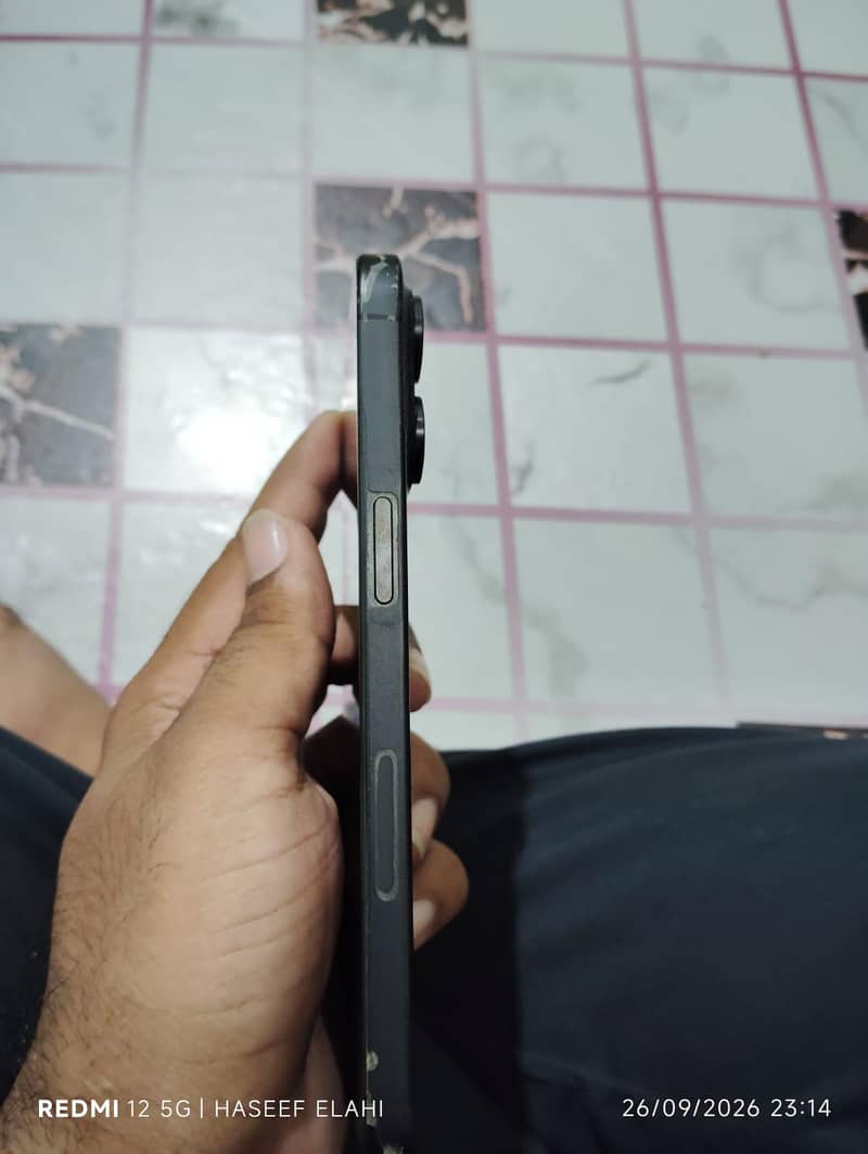 Apple iPhone 15 Pro Max 1