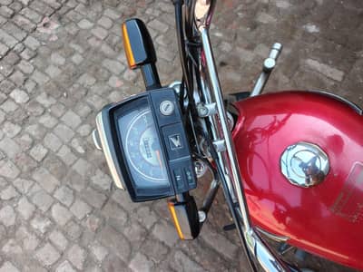 Honda CD 70 – First Owner – Excellent Condition – 10,000 KM Driven
