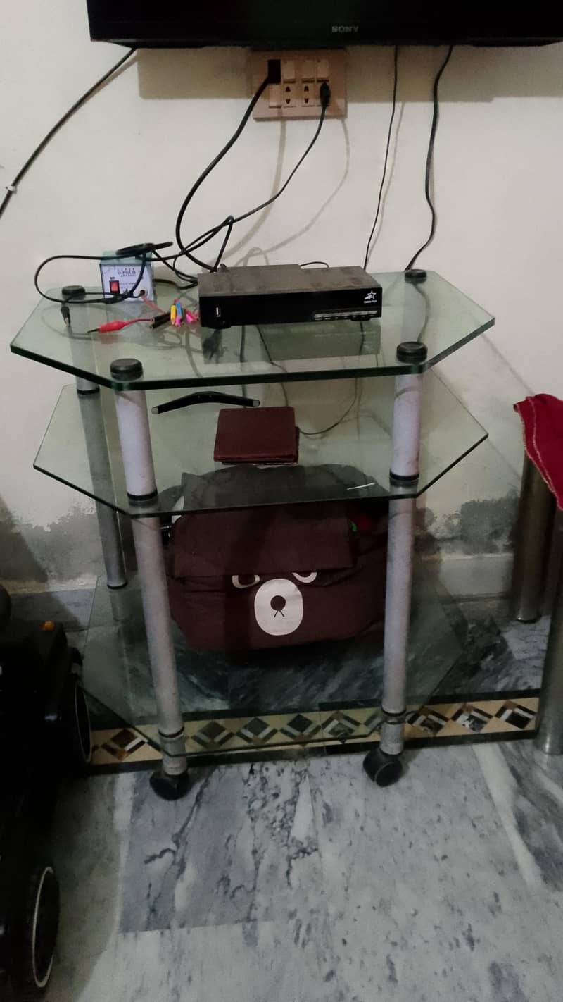 TV trolley 0