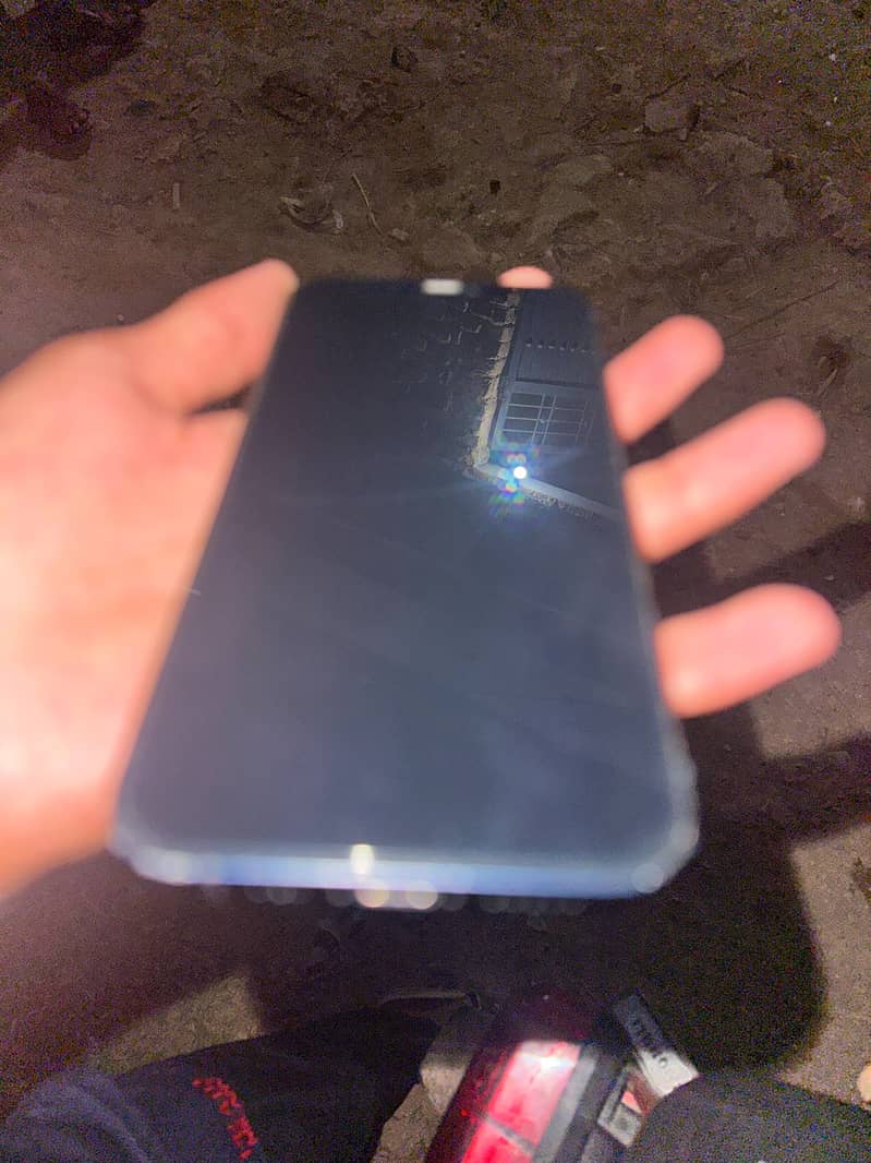 Apple iPhone 12 0