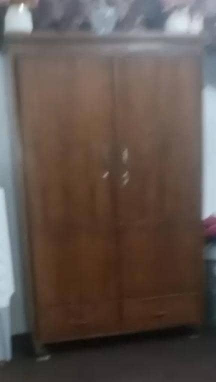 bed side table      dressing     almari 2