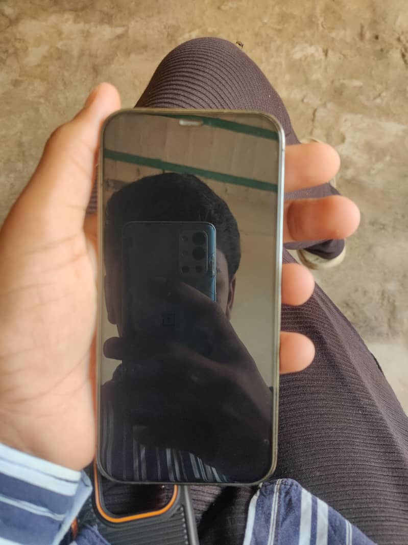 Apple iPhone 12 Pro 1