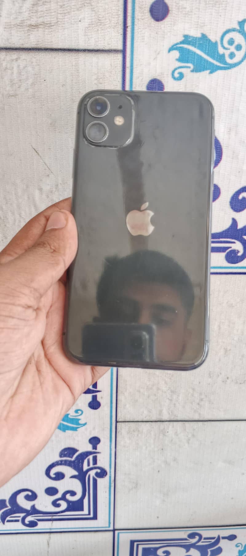 Apple iPhone 11 4