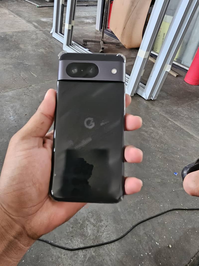 Google Pixel 8 1