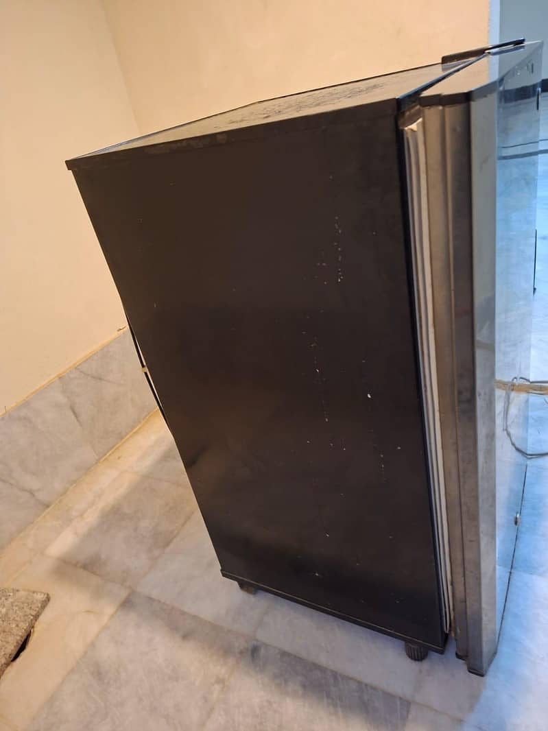 pel mini fridge 8