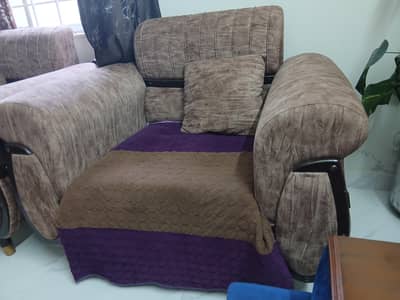 woden sofa