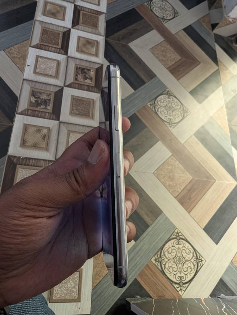 Apple iPhone X 1
