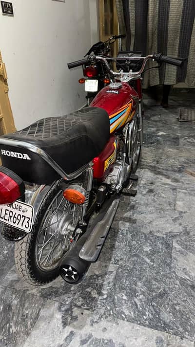 Honda 125 14Model Lahore number