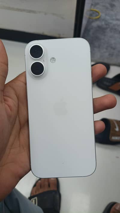 Apple iPhone 17