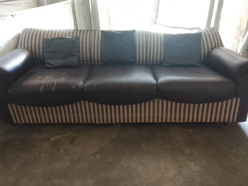 Sofa set 0