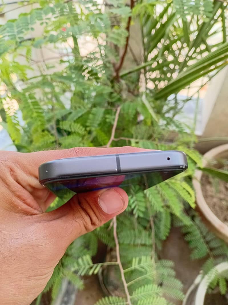 Google Pixel 9 2