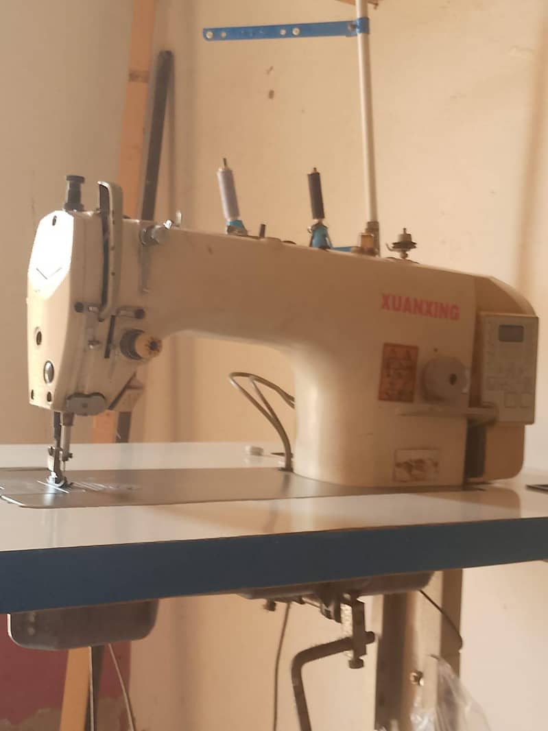 sewing machine 4