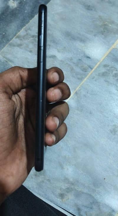 Apple iPhone 7