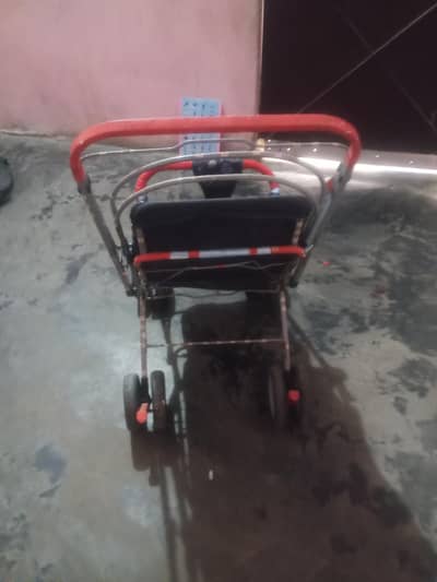 baby praim for sale good condition 0/3/0/3/9/4/2/4(8/4/9