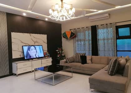 In DHA Phase 6 - Block B House For sale Sized 1 Kanal
